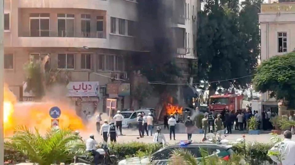 Explosions Rock Damascus During Macron Visit as Security Concerns Mount